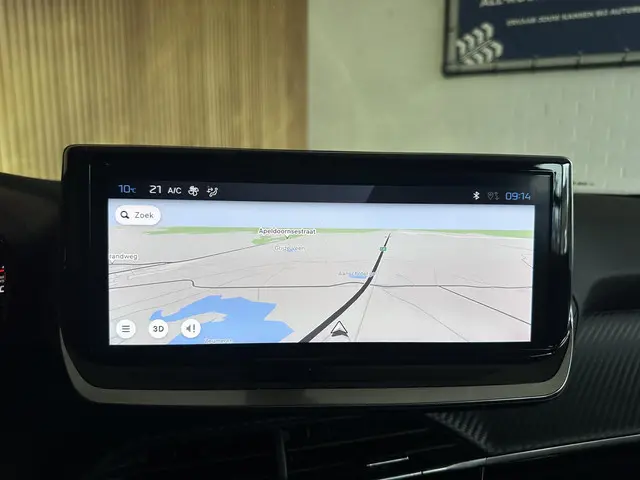 Peugeot 2008 1.2 PureTech 100 Active 2024 Benzine 7