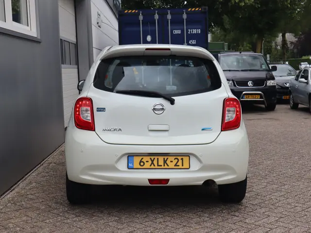 Nissan Micra 1.2 Connect Edition 2014 Benzine 11