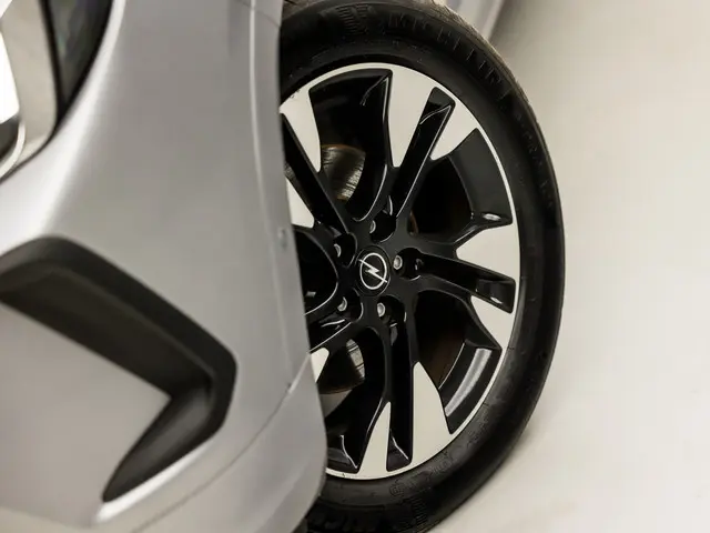 Opel Grandland 1.2 Turbo Elegance Sport 2022 Benzine 32