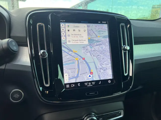 Volvo XC40 2.0 B4 Plus Dark 2025 Benzine 16