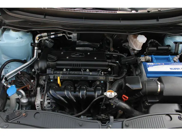 Hyundai i20 1.4i 2014 Benzine 28