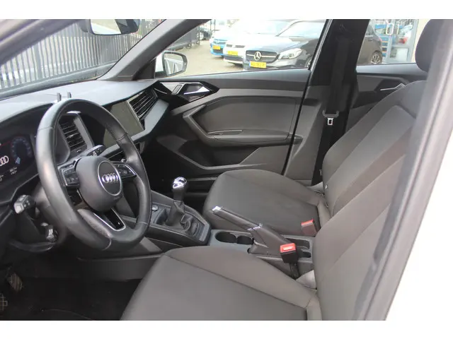 Audi A1 Sportback 30 TFSI Pro Line 2020 Benzine 15