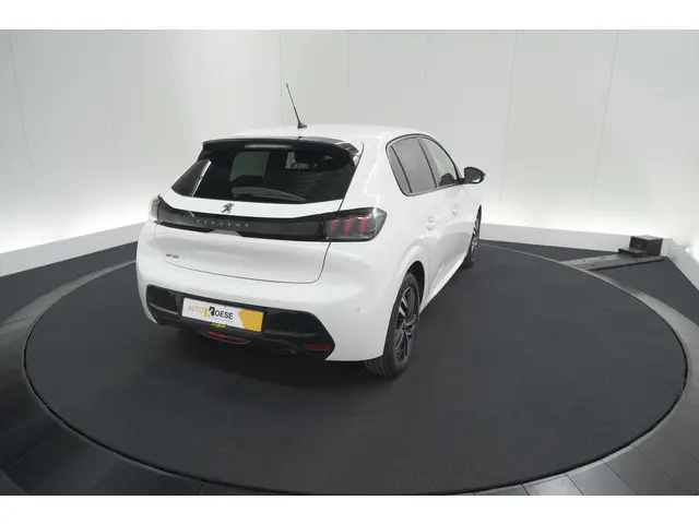 Peugeot 208 PureTech 100 Allure 2022 Benzine 52