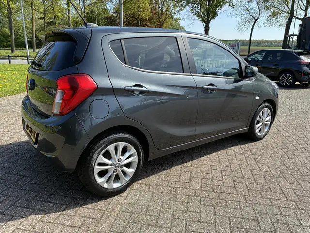 Opel KARL 1.0 ecoFLEX 75pk Innovation 2019 Benzine 19