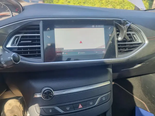 Peugeot 308 SW Puretech 130 GT Line Pano 2021 Benzine 17
