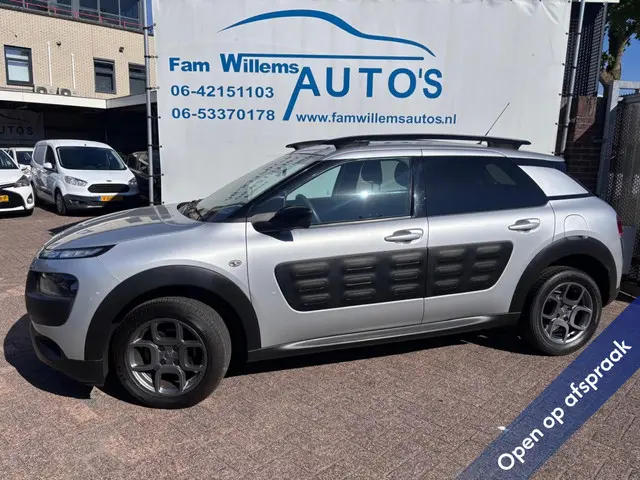 Citroën C4 Cactus 1.2 PureTech Shine 2018 Benzine