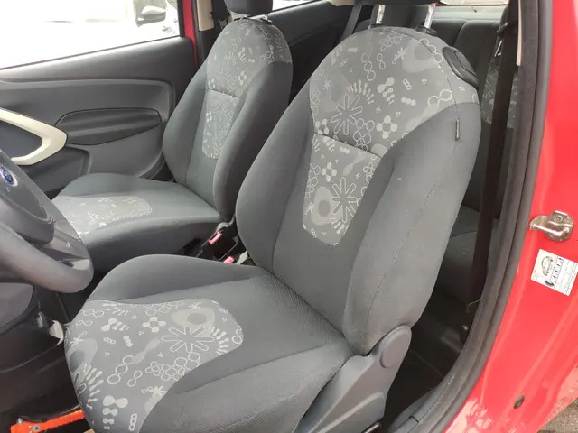 Ford Ka 1.2 Cool en Sound 2012 Benzine 10