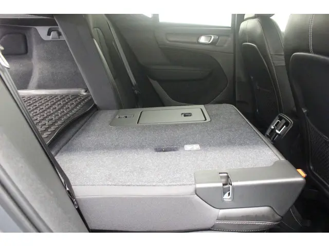 Volvo XC40 T4 Momentum 2018 Benzine 12