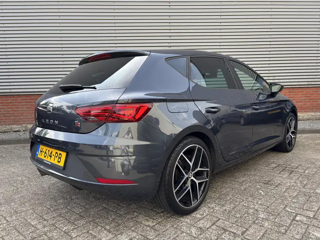 SEAT Leon 1.5 TSI FR Ultimate Edition 2020 Benzine 3
