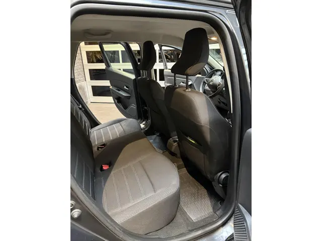 Dacia Duster 1.3 TCe Comfort 2022 Benzine 7