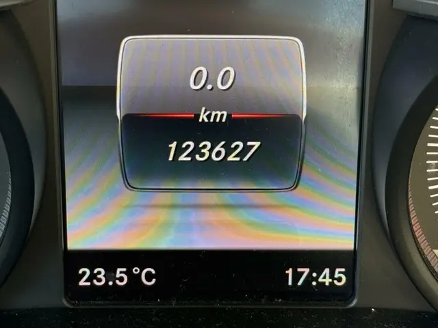 Mercedes-Benz GLC 350e 4MATIC 2018 Hybride Benzine 9