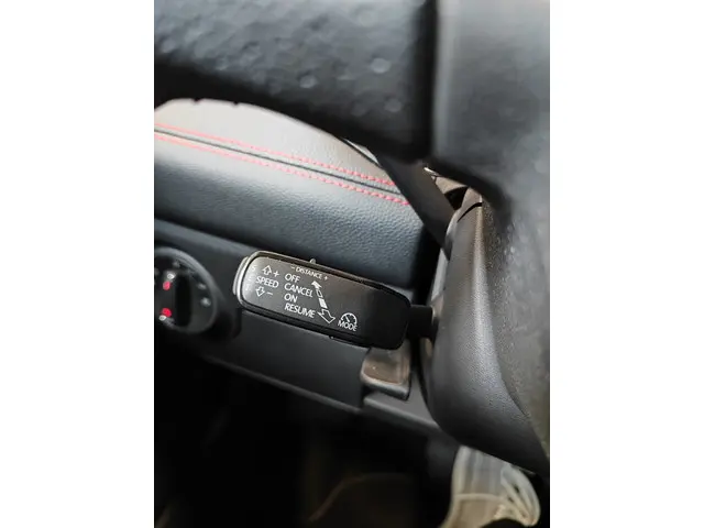 SEAT Arona 1.0 TSI DSG FR Business Intense 2021 Benzine 13