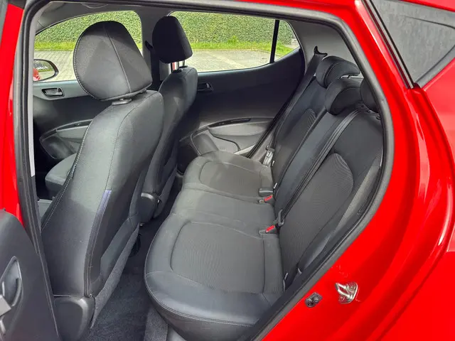 Hyundai i10 1.0i Comfort 5p. AUTOMAAT 2019 Benzine 9