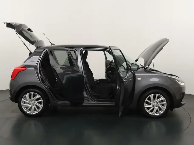 Suzuki Swift 1.2 Select Smart Hybrid 2022 Benzine 22
