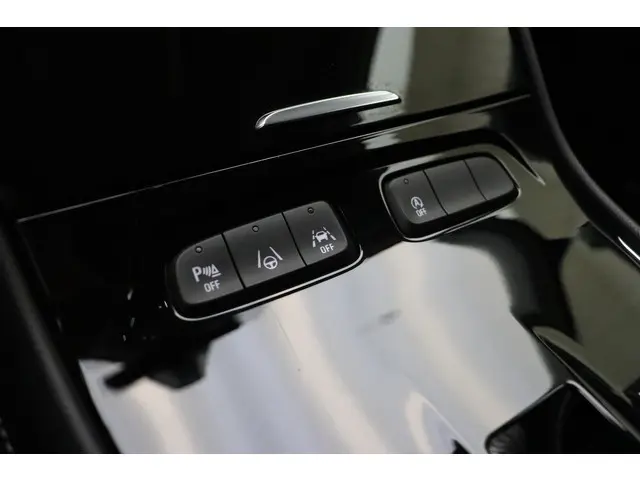 Opel Grandland 1.2 Turbo Level 3 2024 Benzine 31