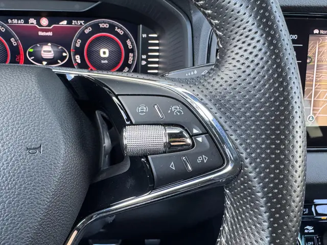Škoda Karoq 1.5 TSI ACT SPORTLINE BUSINESS 2021 Benzine 20