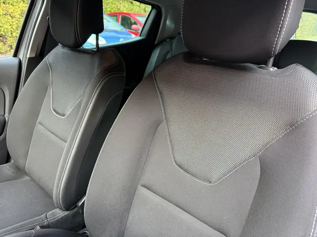 Renault Clio 0.9 TCe ECO Night&Day 2016 Benzine 30