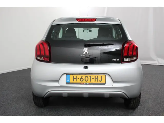 Peugeot 108 1.0 e-VTi Active 2020 Benzine 16