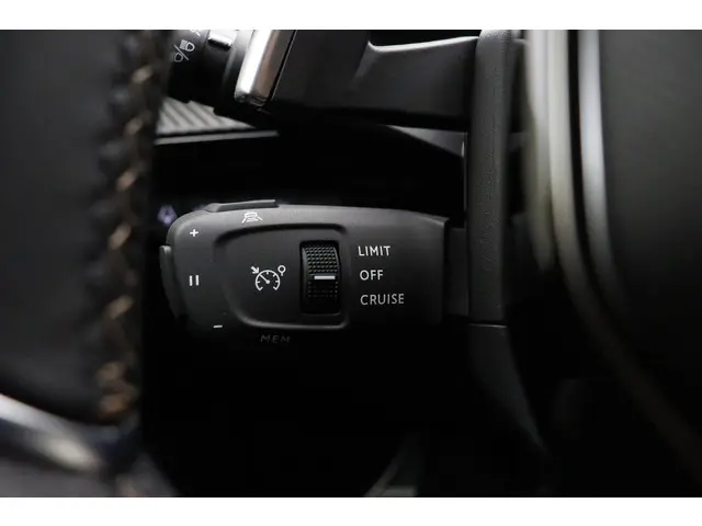 Peugeot 508 SW 1.6 HYbrid 225 GT 2023 Hybride Benzine 33