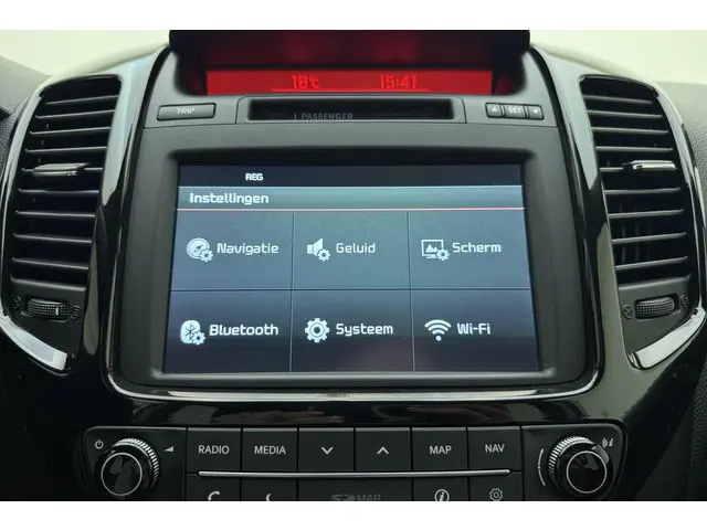 Kia Venga 1.4 CVVT DynamicPLusLine 2015 Benzine 27