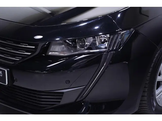 Peugeot 508 SW 1.5 HDI Active Pack 2022 Diesel 24