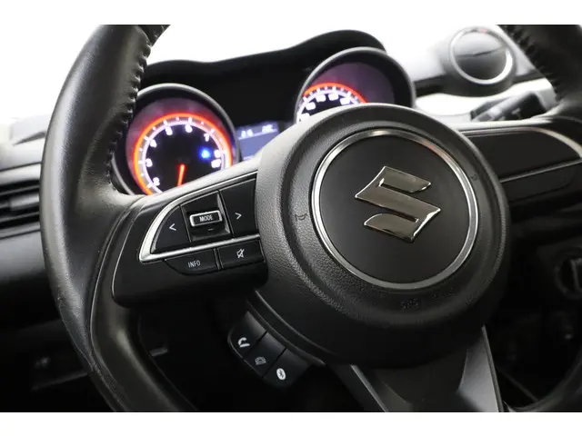 Suzuki Swift 1.2 Comfort 2020 Benzine 17