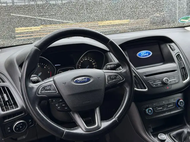 Ford Focus Wagon 1.5 TDCI Trend Edition 2016 Diesel 10