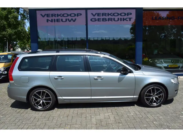 Volvo V70 2.0 T5 Dynamic Edition automaat 2015 Benzine 5