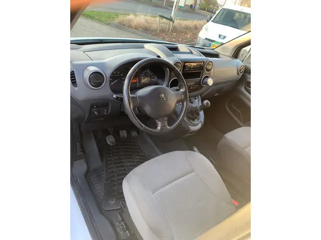 Peugeot Partner 120 1.6 VTi 98 L1 Pro 2017 Benzine 6