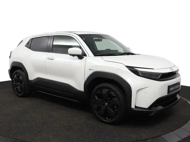 Toyota Urban Cruiser Executive 61 kWh 2026 Elektrisch 14