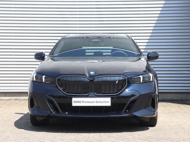BMW i5 Touring eDrive40 2025 Elektrisch 3