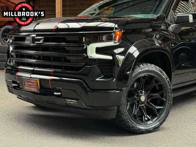 Chevrolet Silverado high country 6.2 V8 2024 LPG/Gas 5