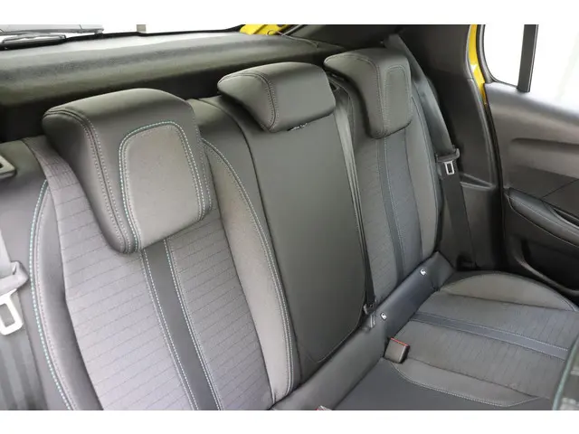 Peugeot 208 1.2 PureTech Allure 2022 Benzine 15