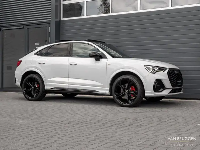 Audi Q3 Sportback 45 TFSI e S-Line 2022 Hybride Benzine 18