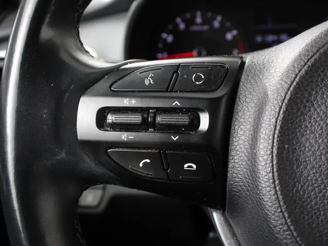 Kia Stonic 1.0 T-GDi DynamicLine 2020 Benzine 10