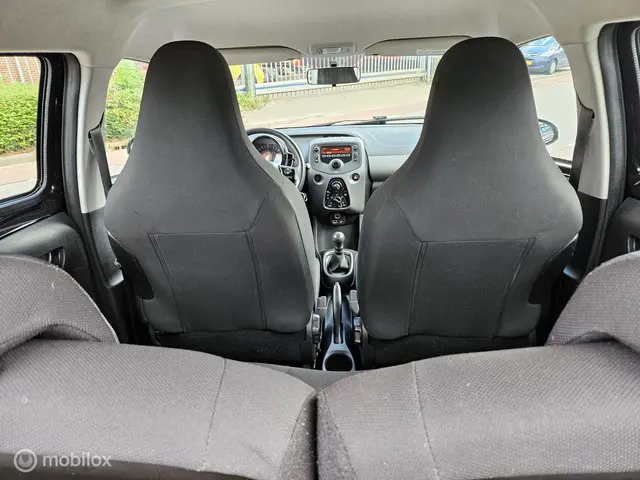 Peugeot 108 1.0 e-VTi Blue Lease Executive 2018 Benzine 14
