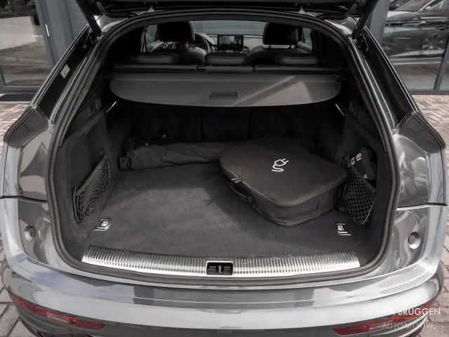 Audi Q5 Sportback 55 TFSI e S-Line 2022 Hybride Benzine 9