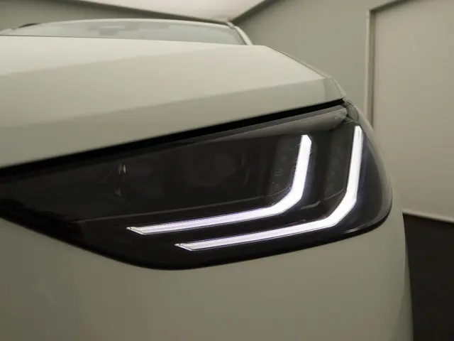 BMW X3 30e xDrive 2025 Hybride Benzine 6