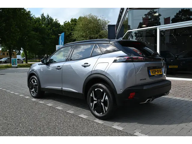 Peugeot 2008 1.2 Hybrid 136 GT 2024 Hybride Benzine 5
