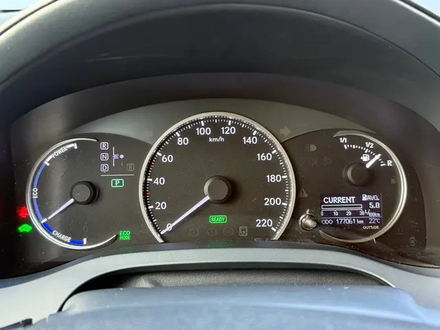 Lexus CT 200h Business Line 2014 Hybride Benzine 16