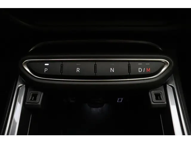 Fiat 600 1.2 Hybrid La Prima 2024 Benzine 23
