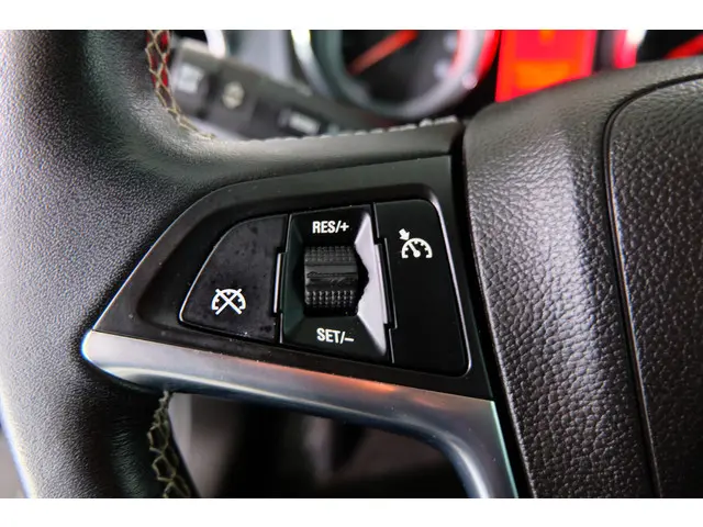 Opel Meriva 1.4 Turbo Cosmo 2013 Benzine 15