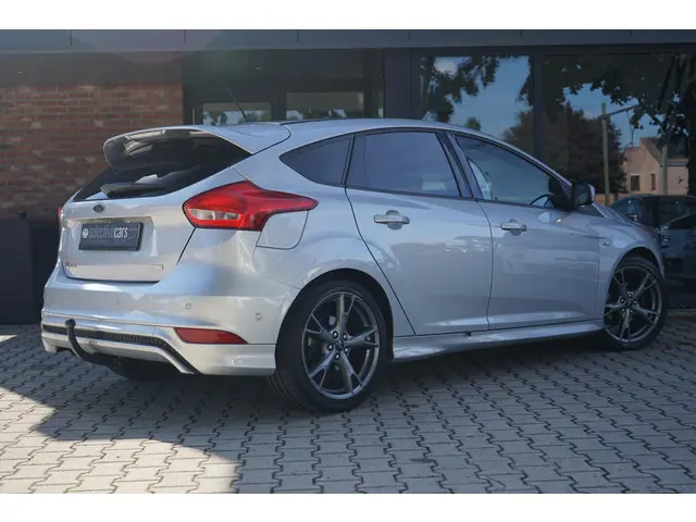 Ford Focus 1.0 ST-Line 2018 Benzine 3
