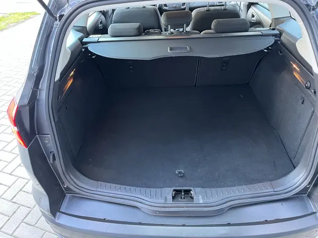 Ford Focus Wagon 1.0 Trend Edition 2015 Benzine 19