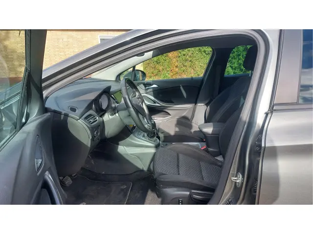 Opel Astra Sports Tourer 1.6 CDTI Business+ 2017 Diesel 11