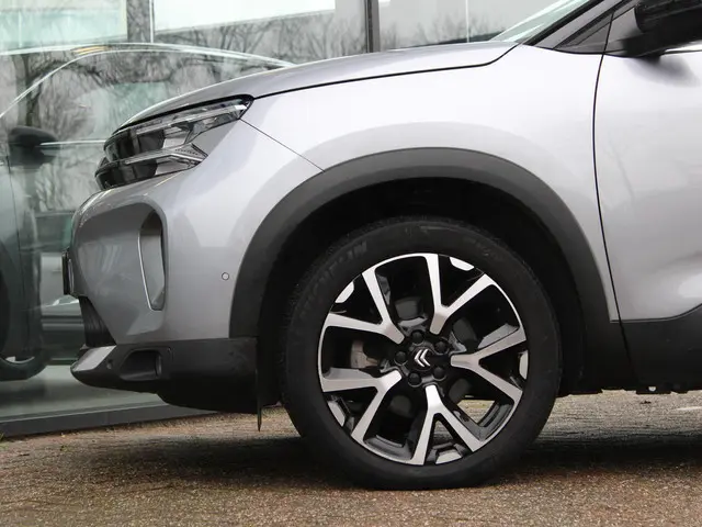 Citroën C5 Aircross 1.2 PureTech Shine 2023 Benzine 13