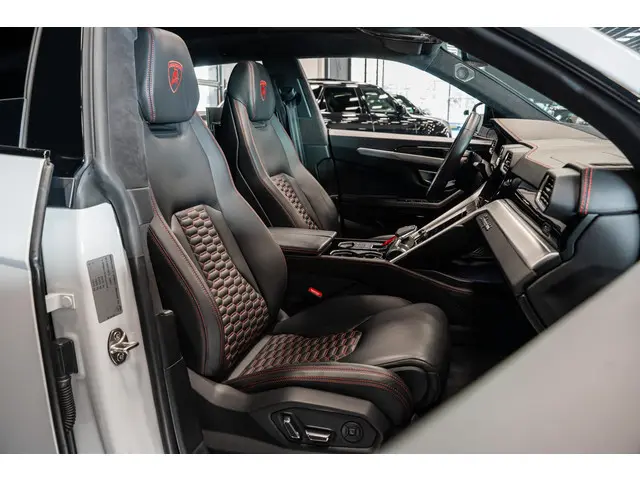Lamborghini Urus 4.0 V8 2018 Benzine 19
