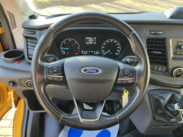 Ford Transit 350 2.0 TDCI L3H2 Trend RWD 2021 Diesel 5