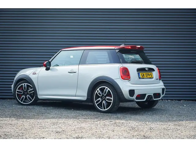 MINI Cooper Mini 2.0 John Works 2015 Benzine 13