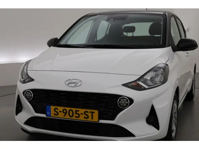 Hyundai i10 1.0 Comfort 2023 Benzine 25